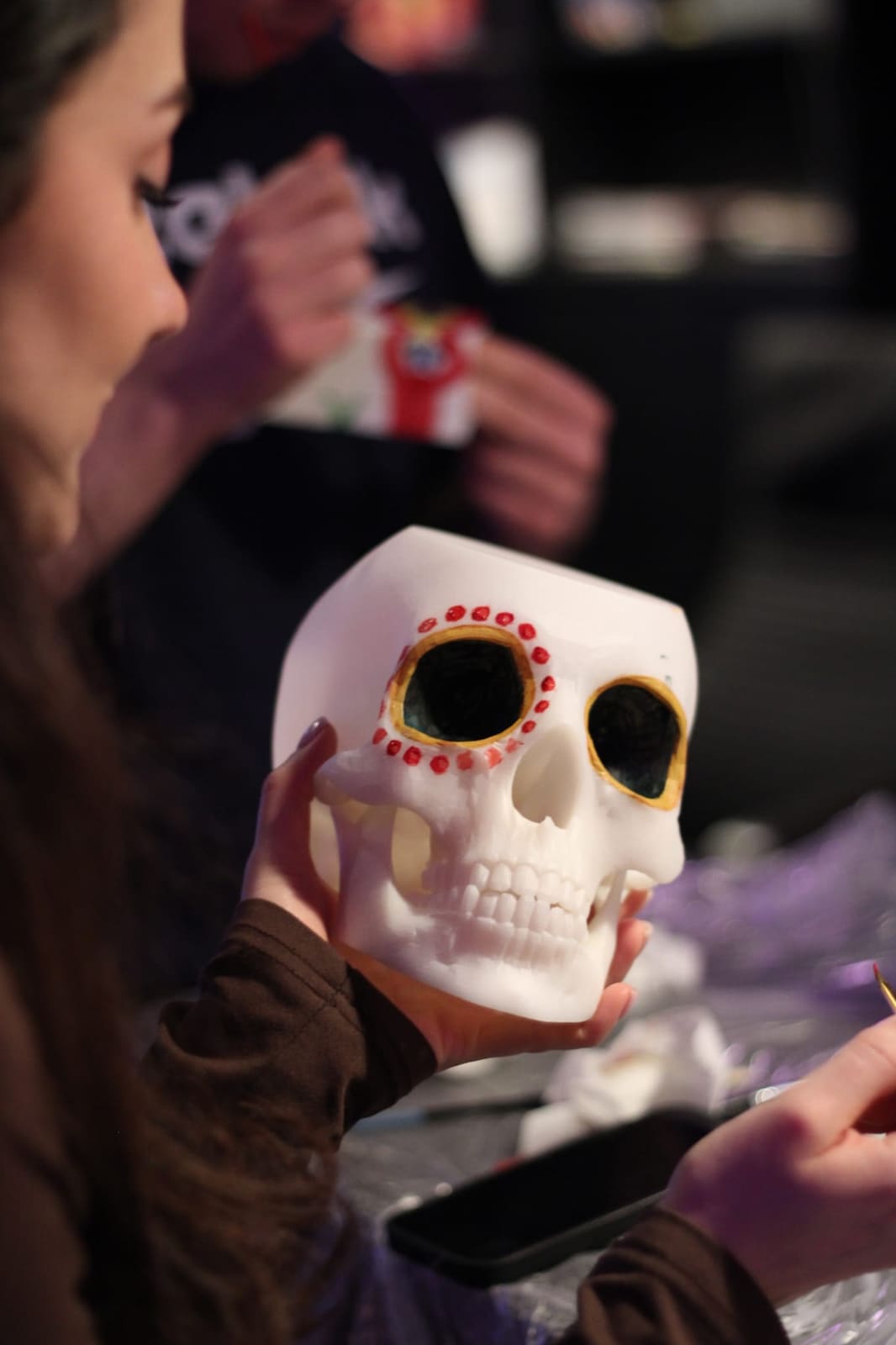 Figurină pictată manual la Creative Corner MOTRIX — activitate creativă pentru adulți în București